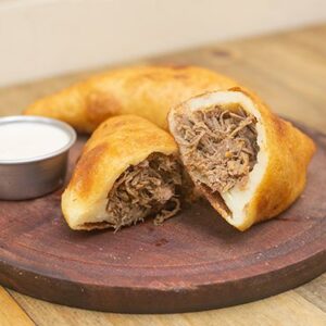 Empanada Frita de Carne Mechada